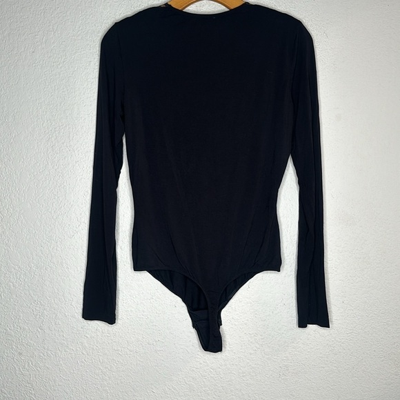 Cosabella Deep V Plunge Long Sleeve Bodysuit Black Size Medium Romantic Classic - Picture 7 of 7